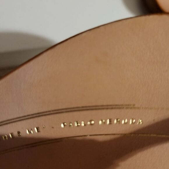 NEW Nantucket Soles Pewter Leather "Map Cut-out" Thong Slide Sandals 7m/37 $140N - Picture 9 of 11